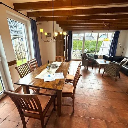 Strandmuschel Tatil Evi Zingst